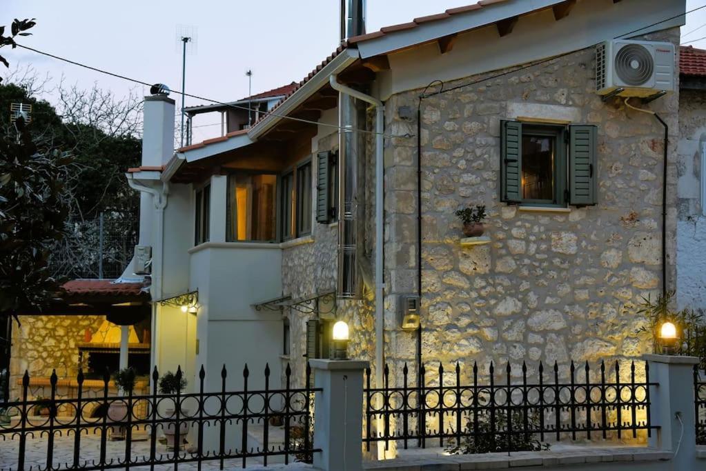 La Casa Di Bella A Tradional Stone House With Barbecue Villa Kariá Buitenkant foto