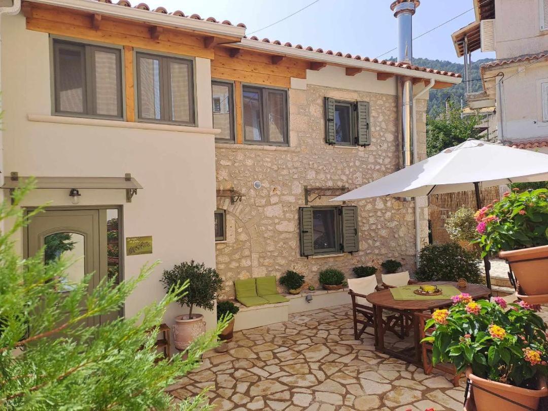 La Casa Di Bella A Tradional Stone House With Barbecue Villa Kariá Buitenkant foto