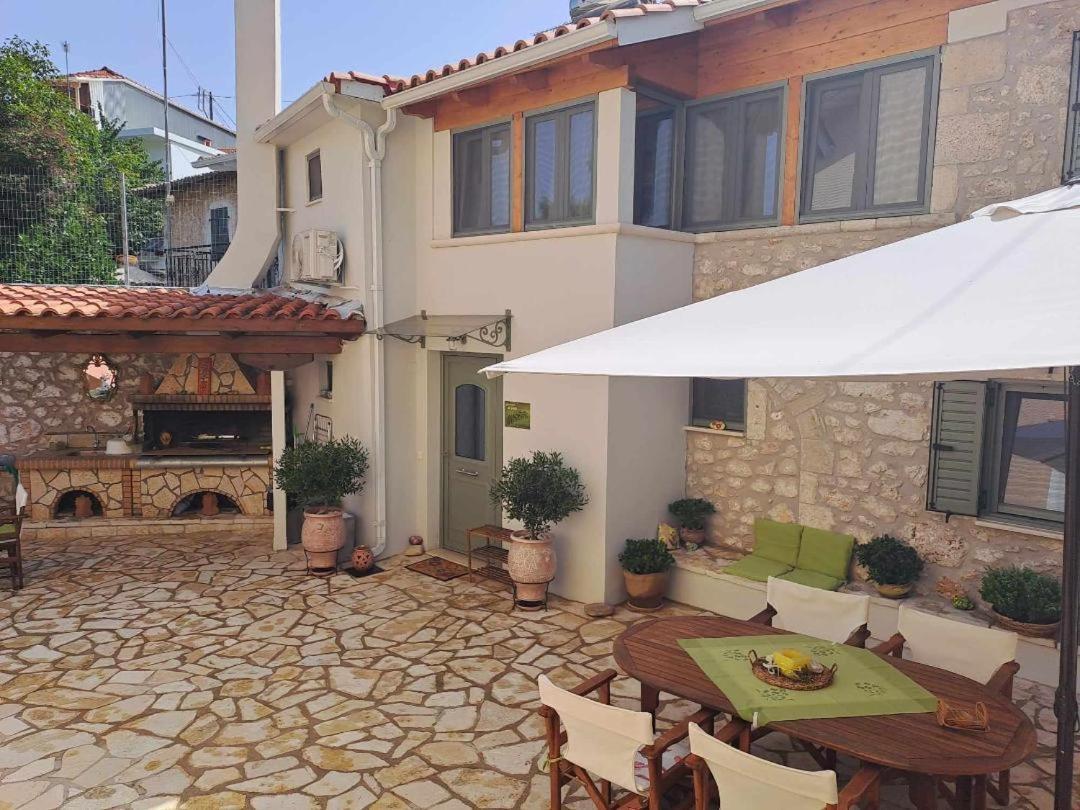 La Casa Di Bella A Tradional Stone House With Barbecue Villa Kariá Buitenkant foto